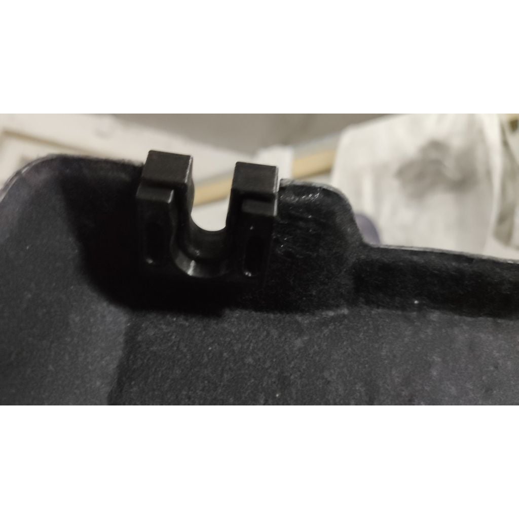 Trunk Lid Clip – 2008 Ford Fiesta MK7