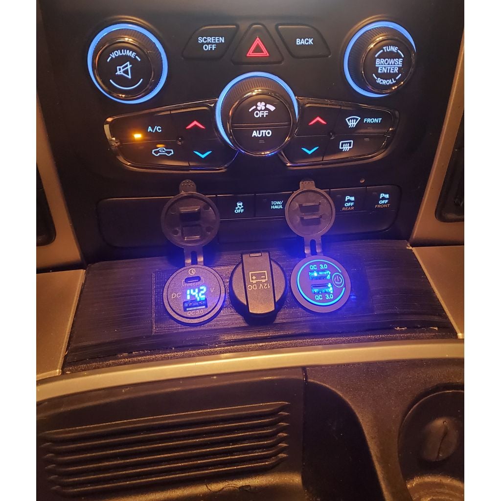 Usb Panel Insert – 2017 Dodge Ram 1500