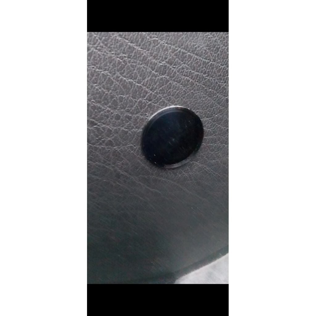 Window Crank Delete Plug – 1996 Volkswagen Golf MK3
