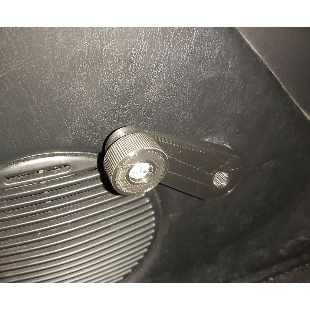 Window Crank Handle – 1996 Toyota Celica 6th gen