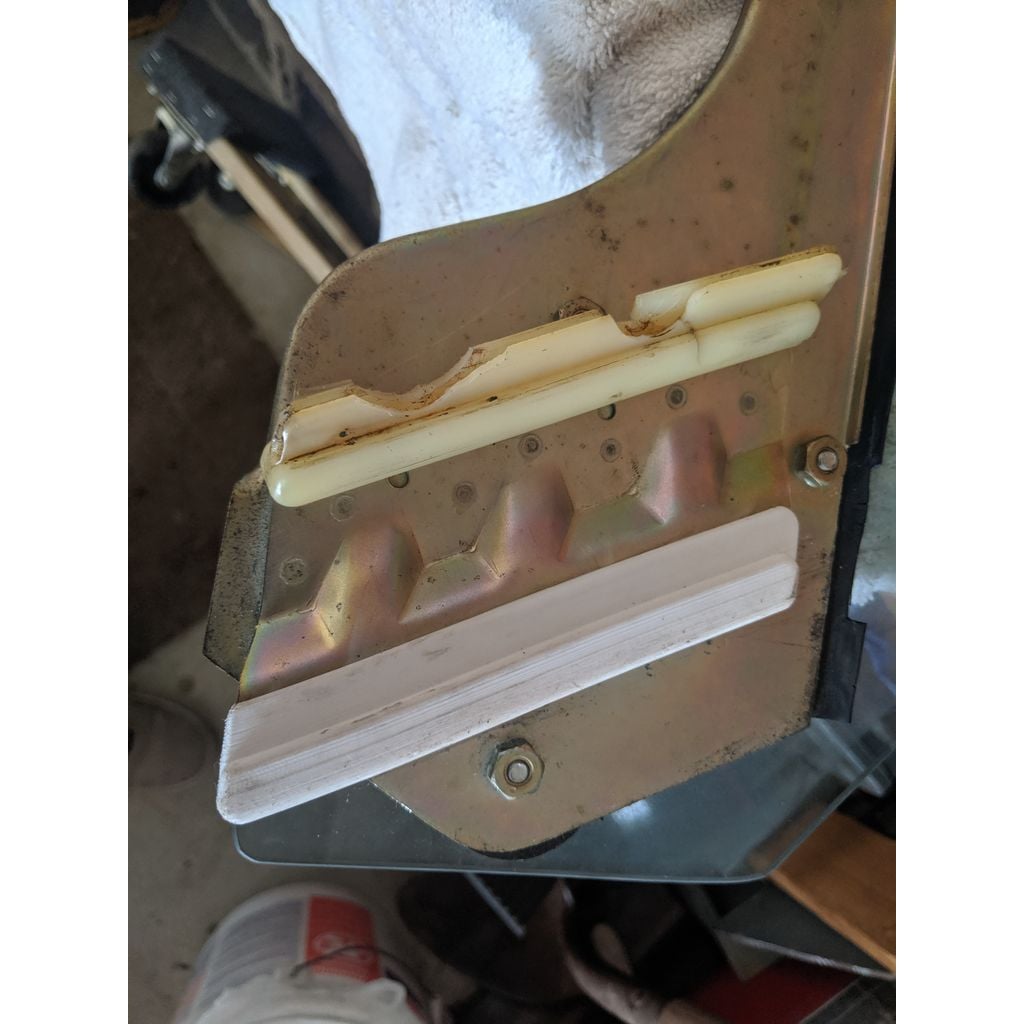 Window Guide – 1973 Datsun 240z S30